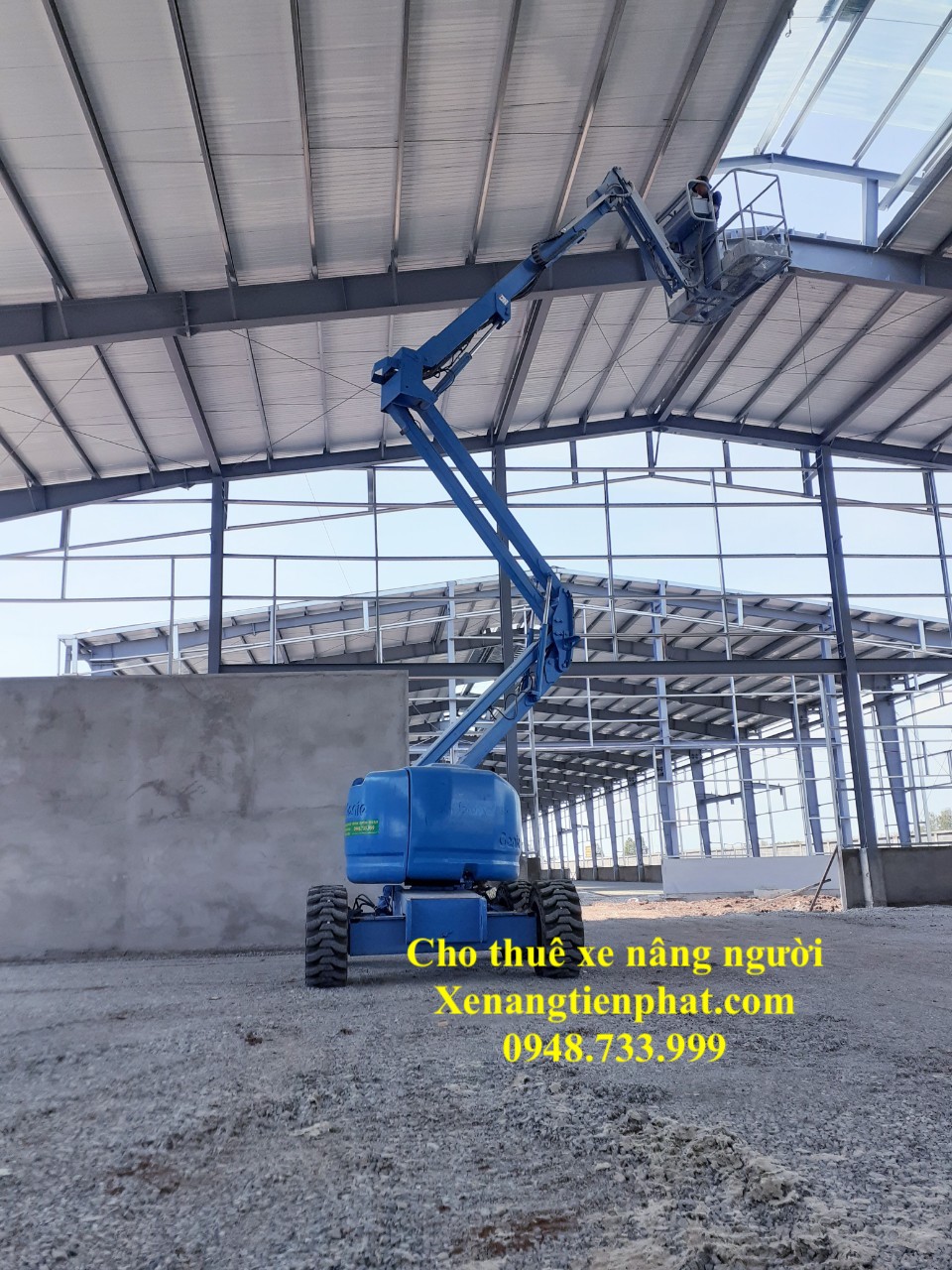 Xe nâng người dạng Boomlift cần chữ Z