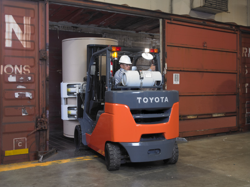 Cho thuê xe nâng tại Nam Tân Uyên Bình Dương