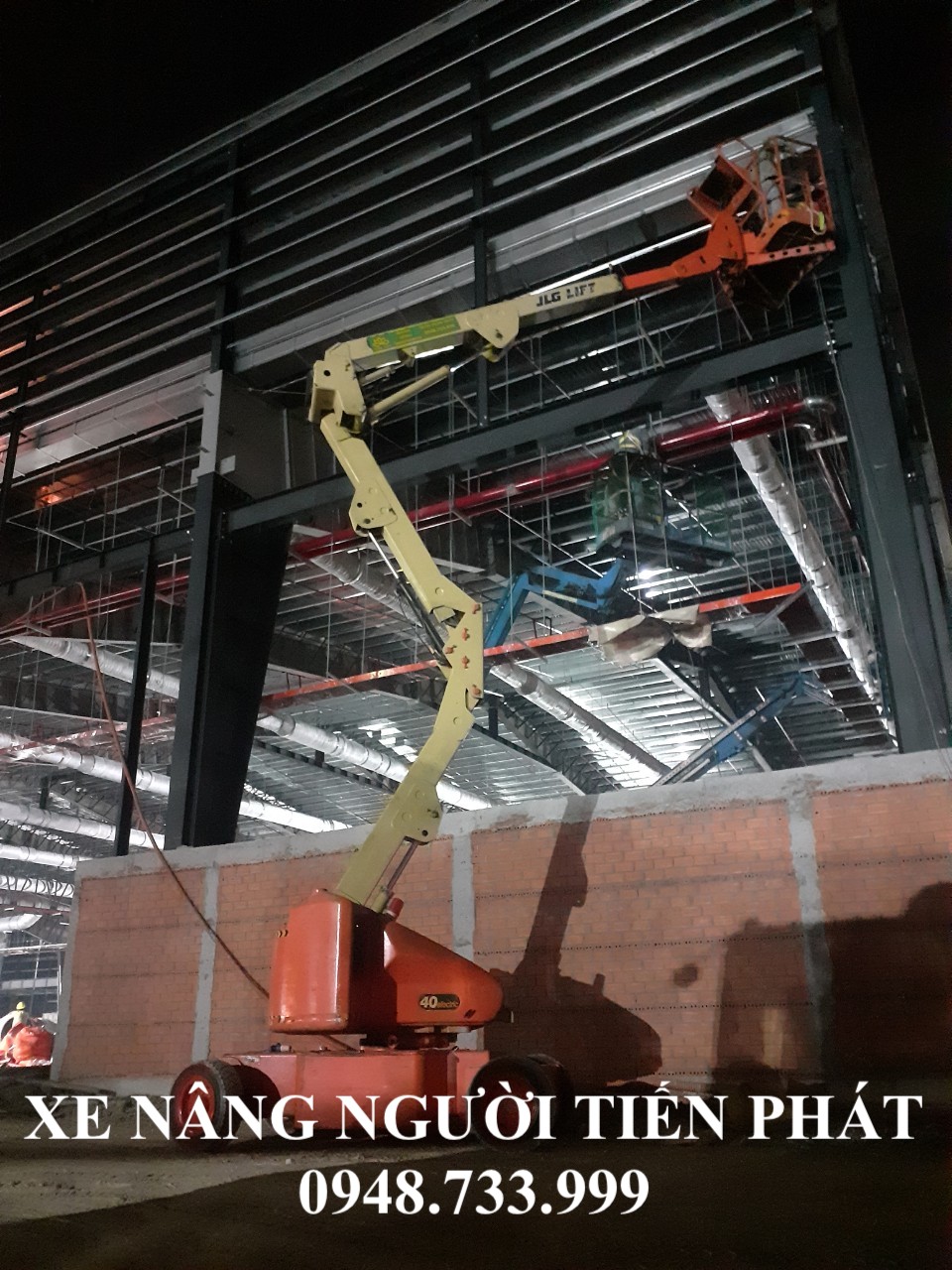 Cho thuê xe nâng người 14m JLG N40E tại Bình Dương