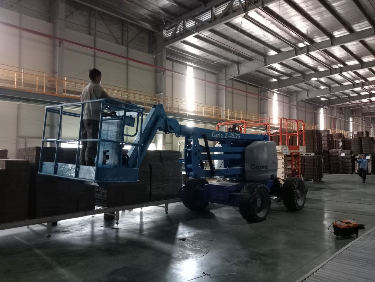 Cho thuê xe nâng người 16m tại Châu Thành An Giang 0948733999