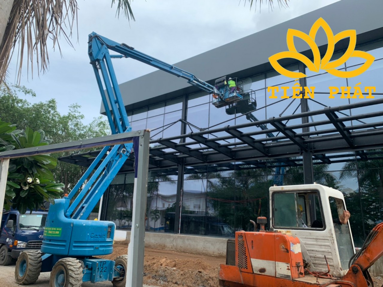 Cho thuê xe nâng người 20m Genie Z60/34 tại Bình Dương 0948733999