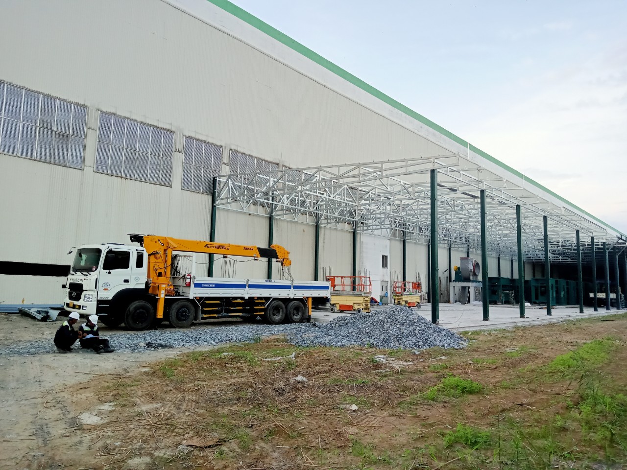 cCho thuê xe cẩu xe nâng người
