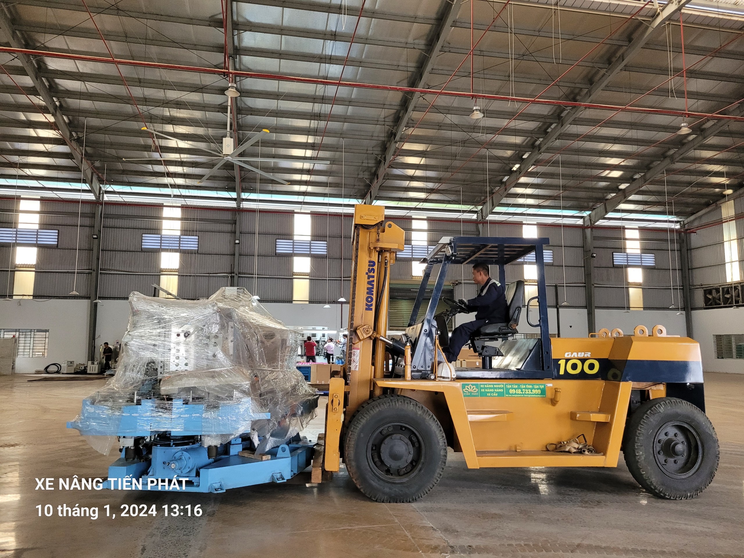 Cho thuê xe nâng hàng tại KCN Vsip Nghệ An