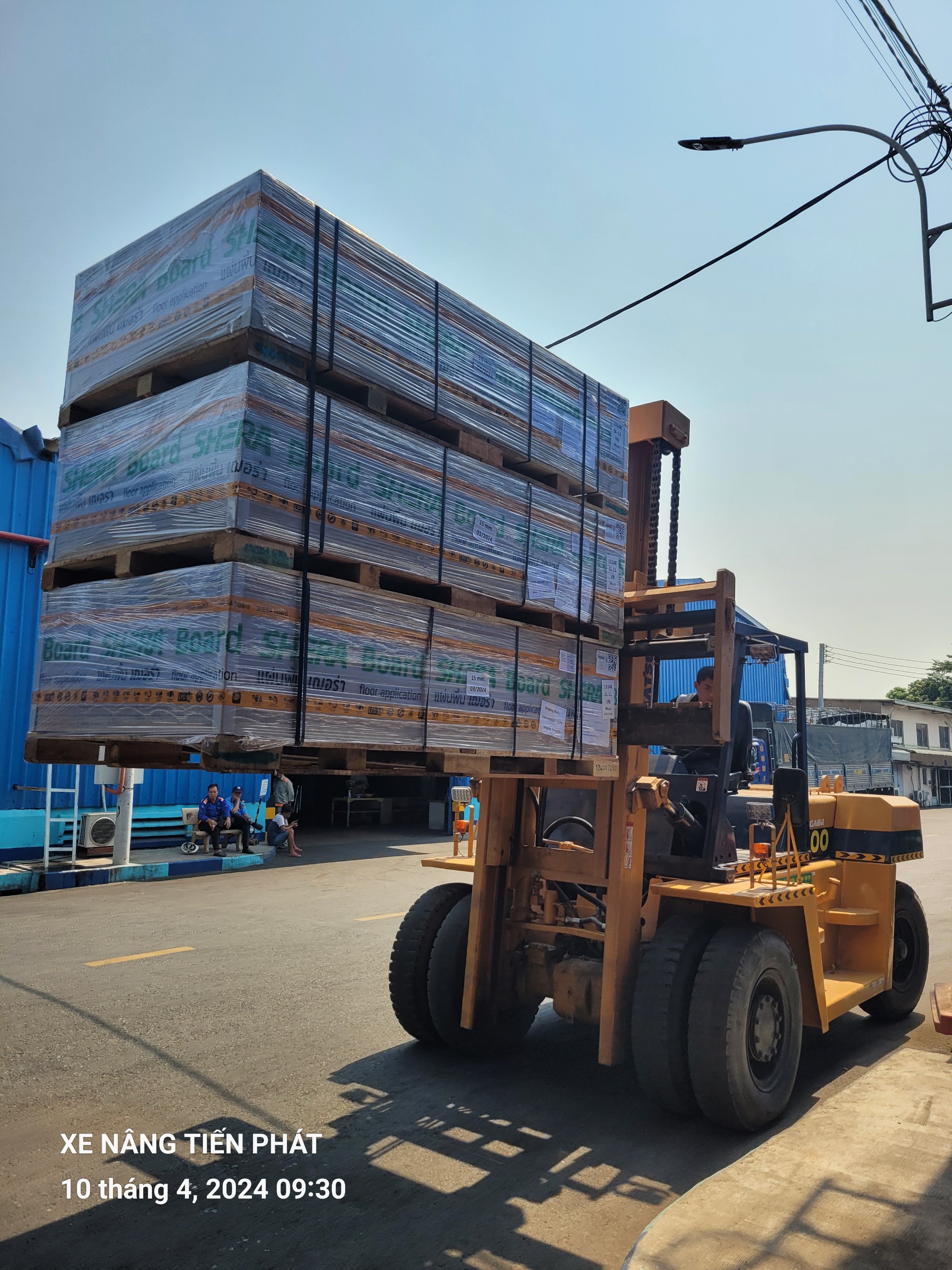 Xe nâng hàng 10 tấn 