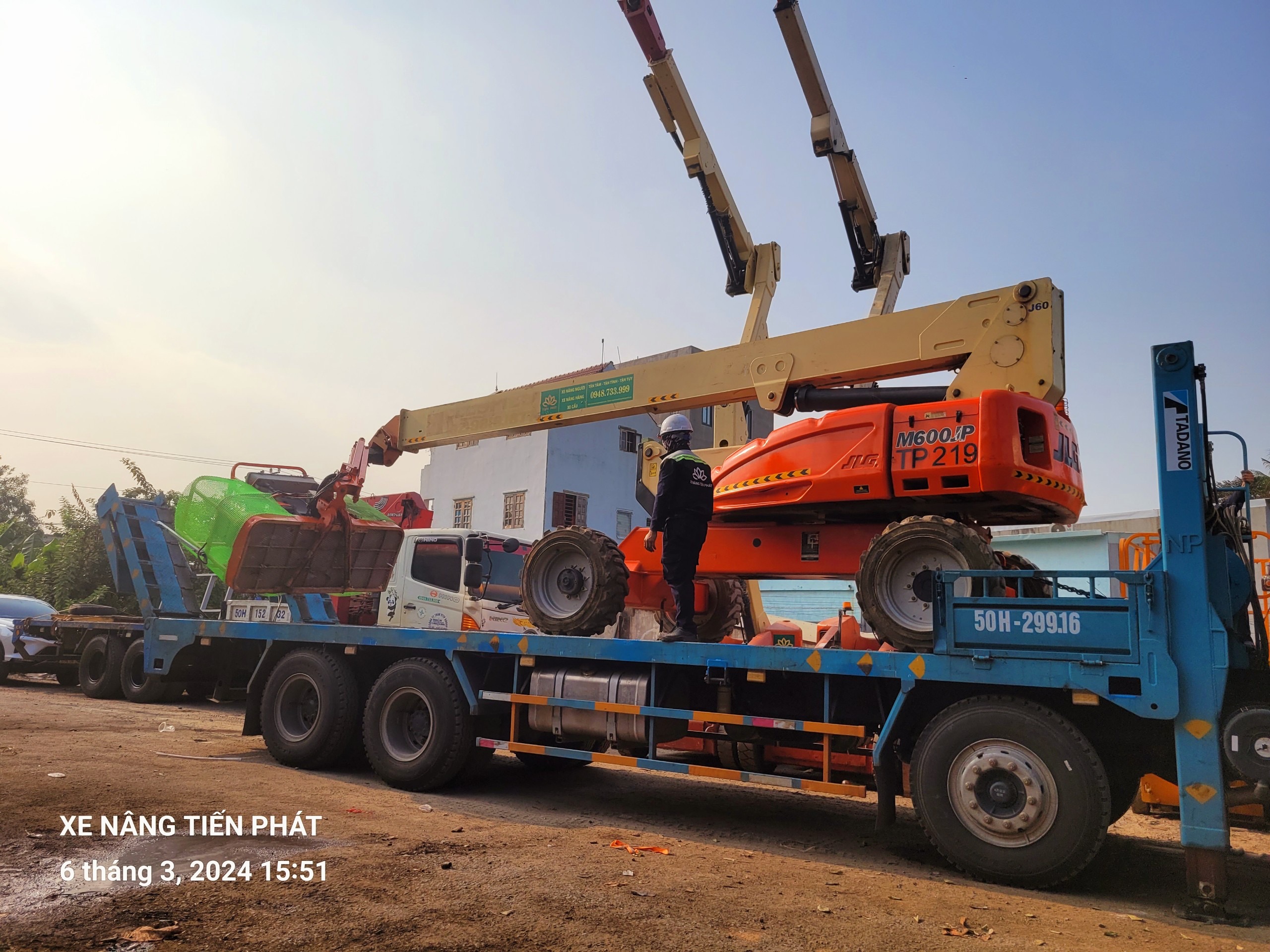 Xe nhập khẩu nguyễn chiếc