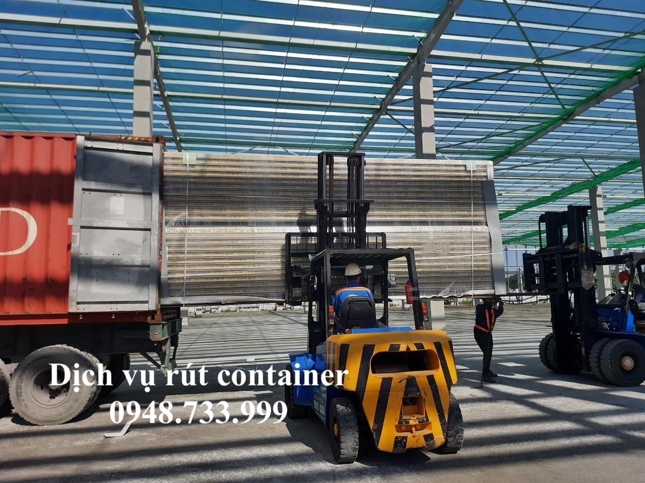 Dịch vụ rút container tại KCN Vsip2 Bình Dương 0948.733.999
