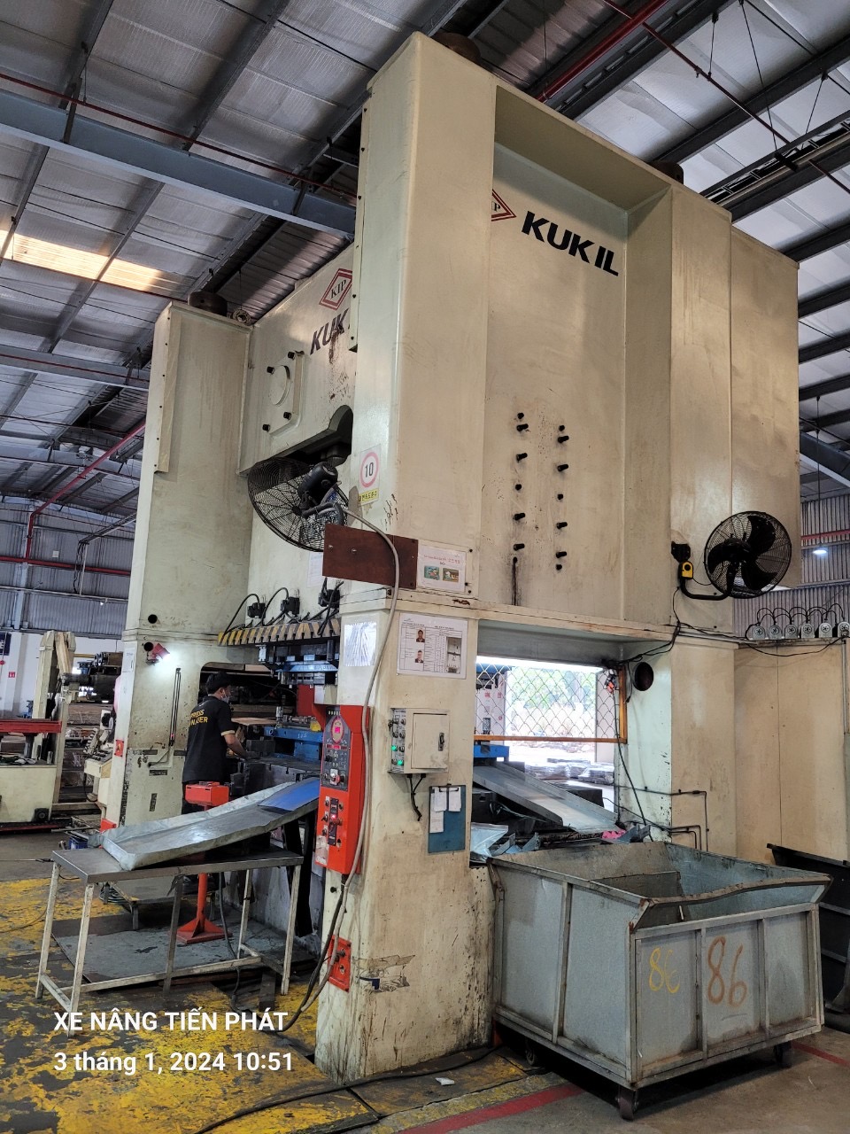 Di dời máy dập nặng 100 tấn tại KCN An Phước Đồng Nai