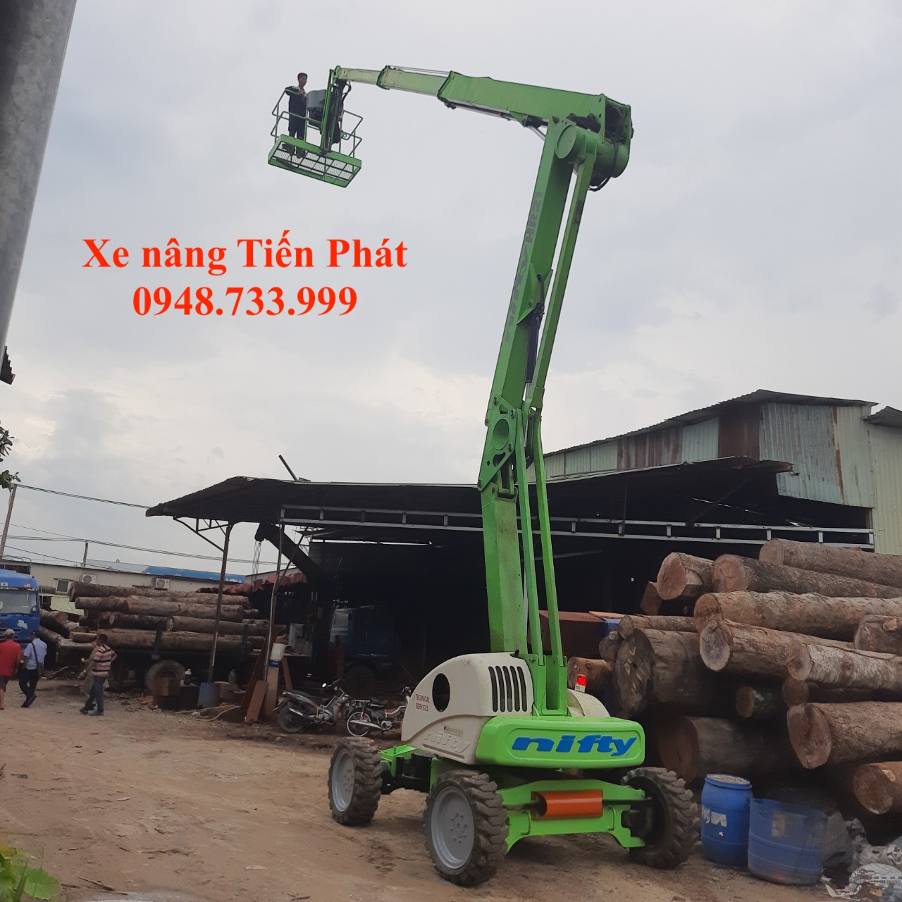 xe Nifty HR21 Tầm vươn ngang 12,5m