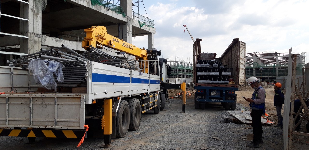 Cho thuê xe cẩu tại Bình Dương