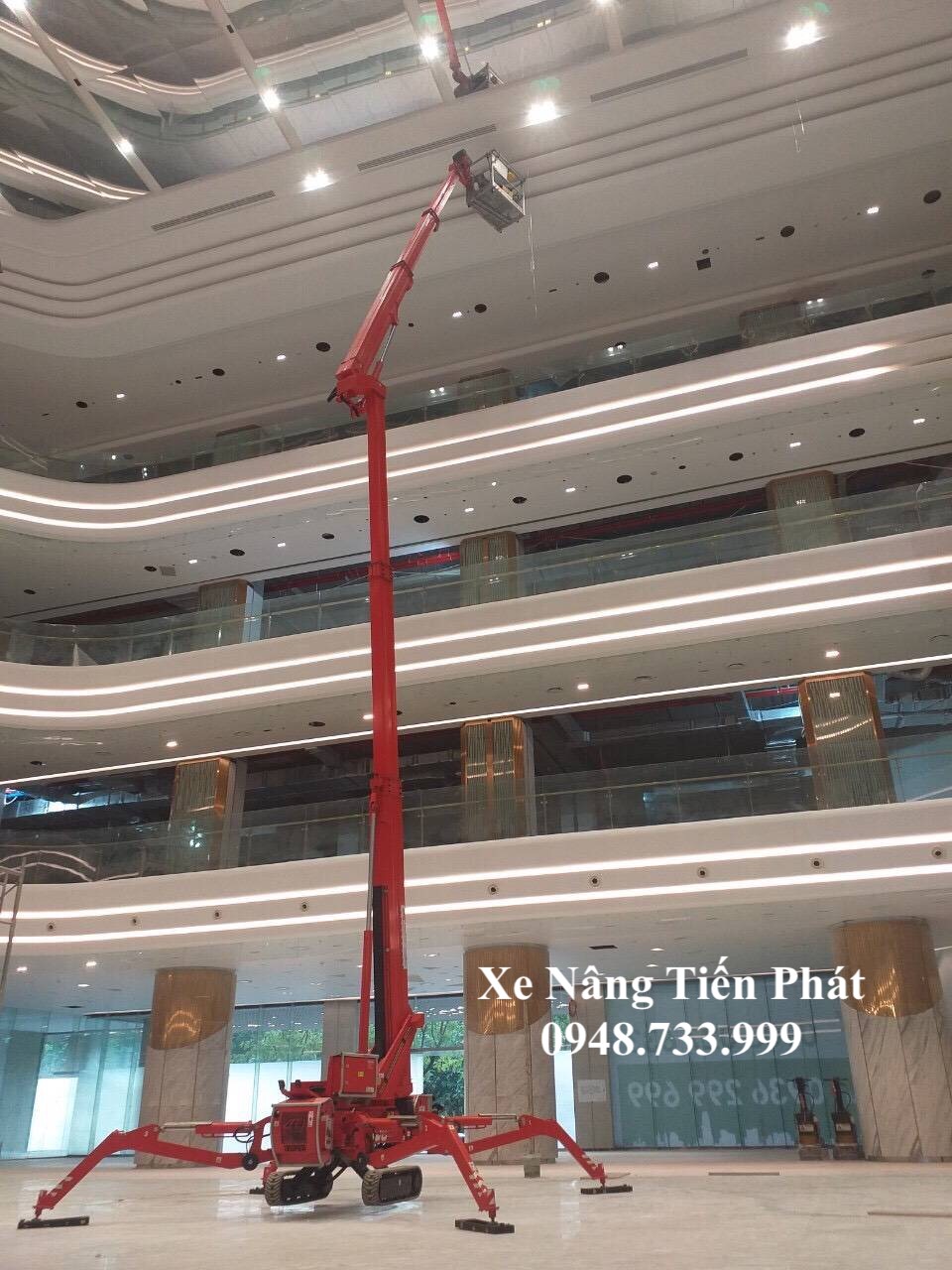 Cho thuê xe nâng người dạng chân nhện
