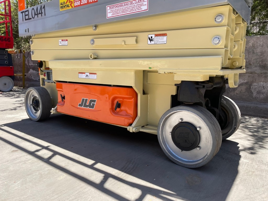 Xe JLG 2030 ES xuất xứ Mỹ