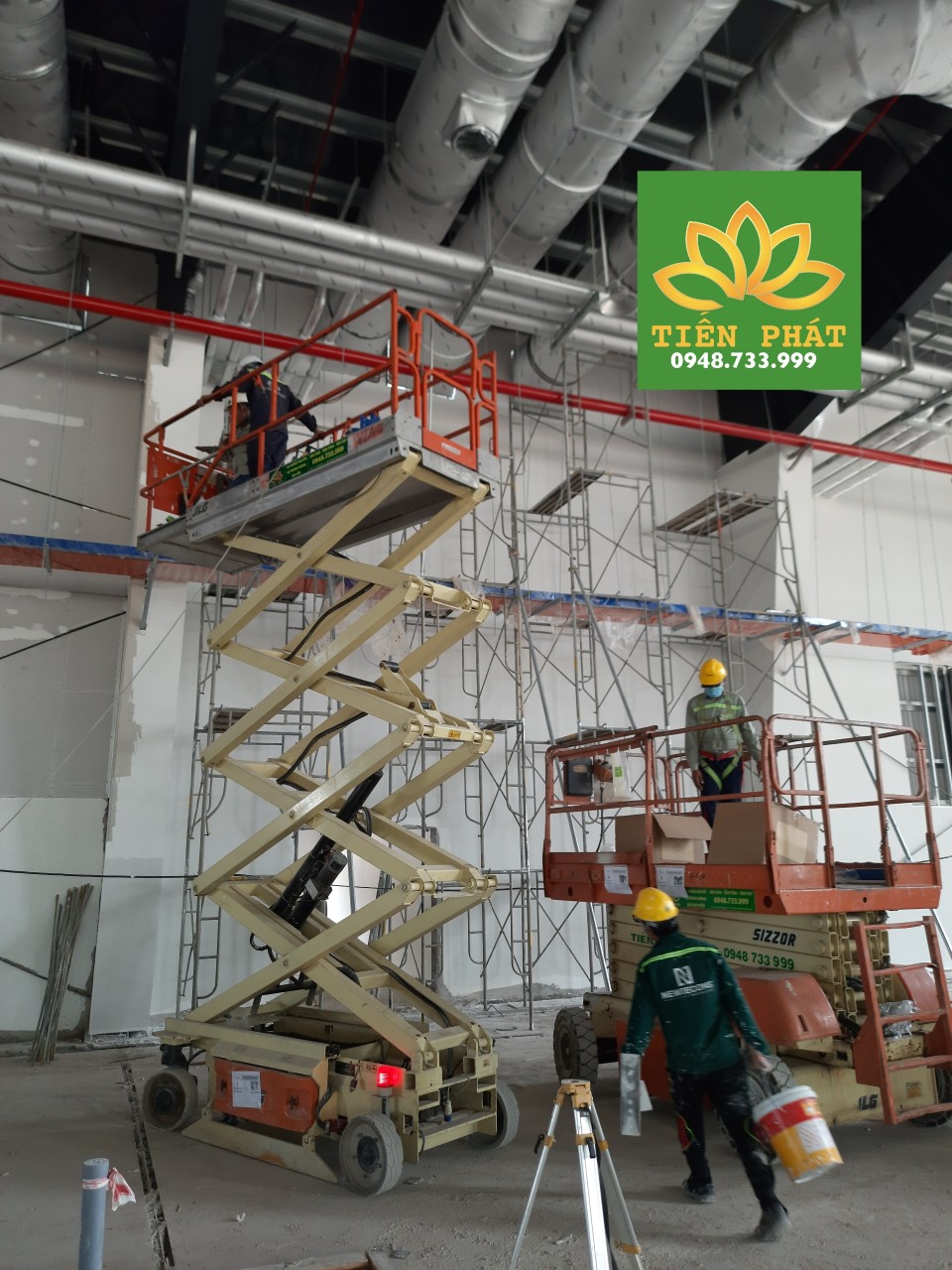 Cho thuê xe nâng người 12m tại nhà máy Dongjin KCN Đất Đỏ 