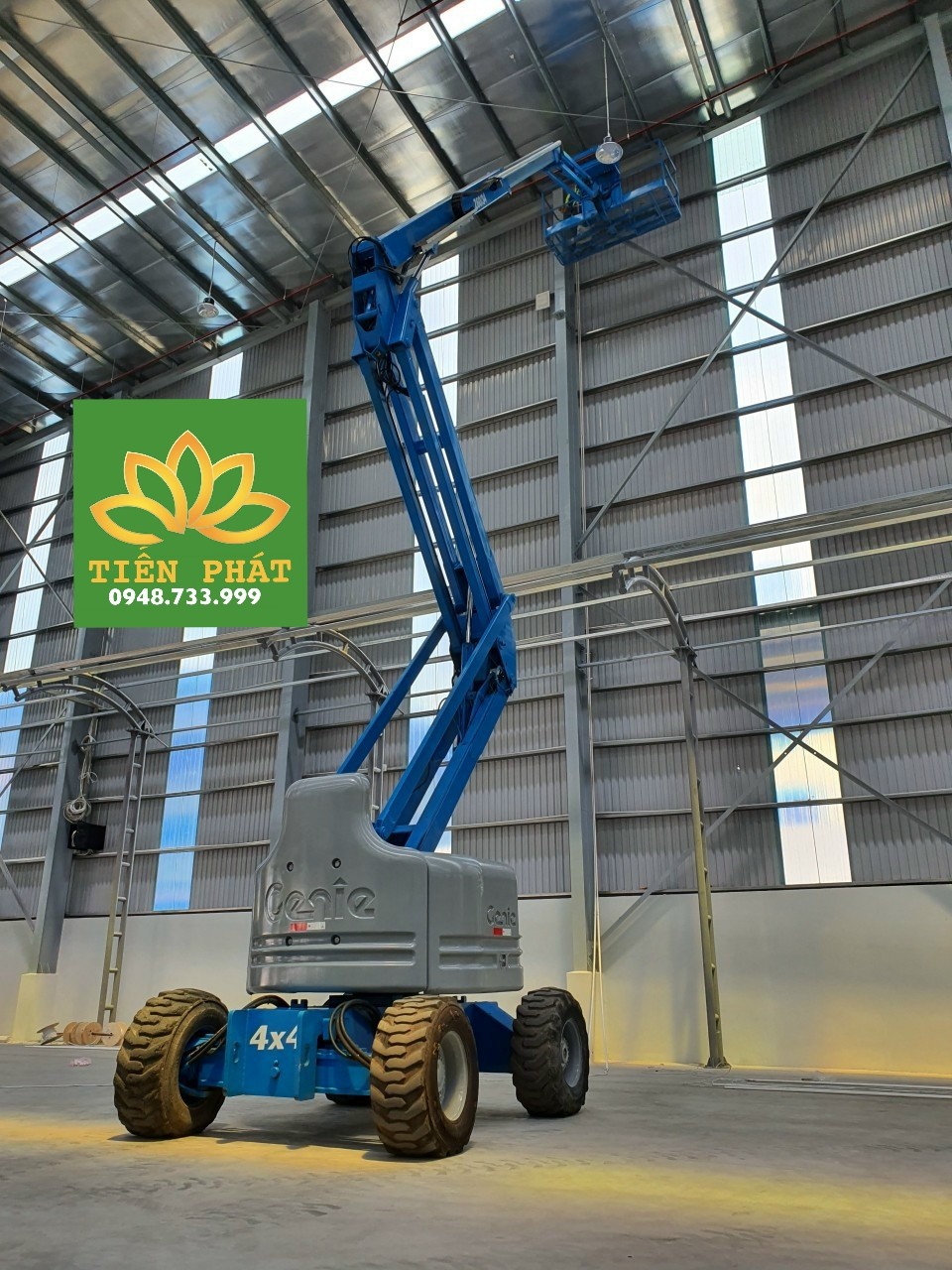Cho thuê xe nâng người 20m tại nhà máy Dongbo Vina KCN Đất Đỏ