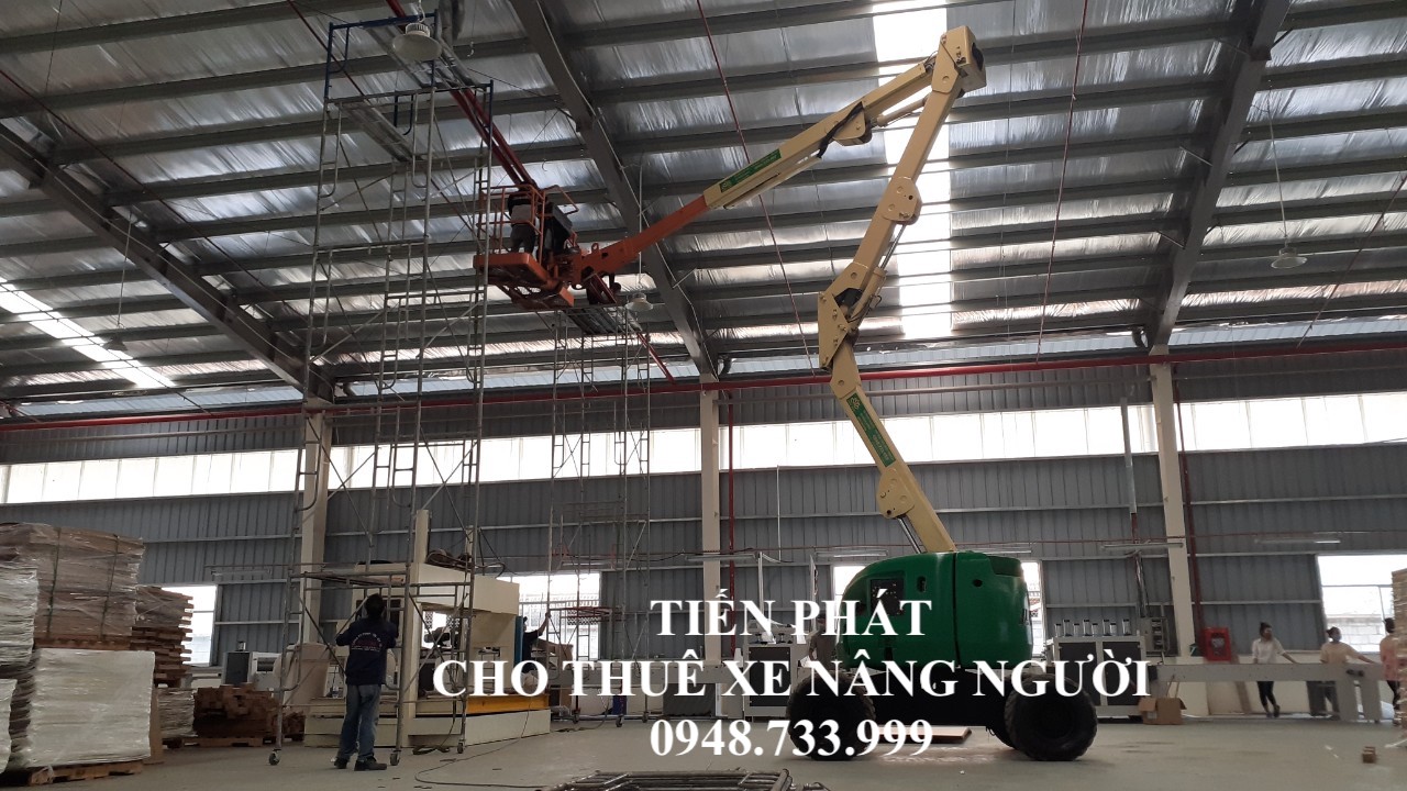 xe nâng boomlift