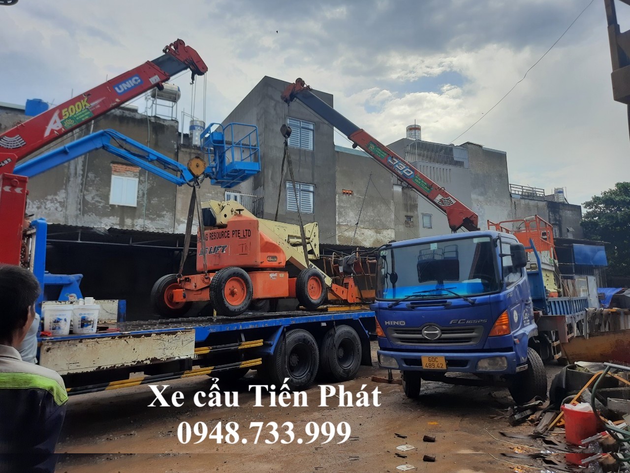 Cho thuê xe cẩu thùng tại KCN Đồng An 0948733999