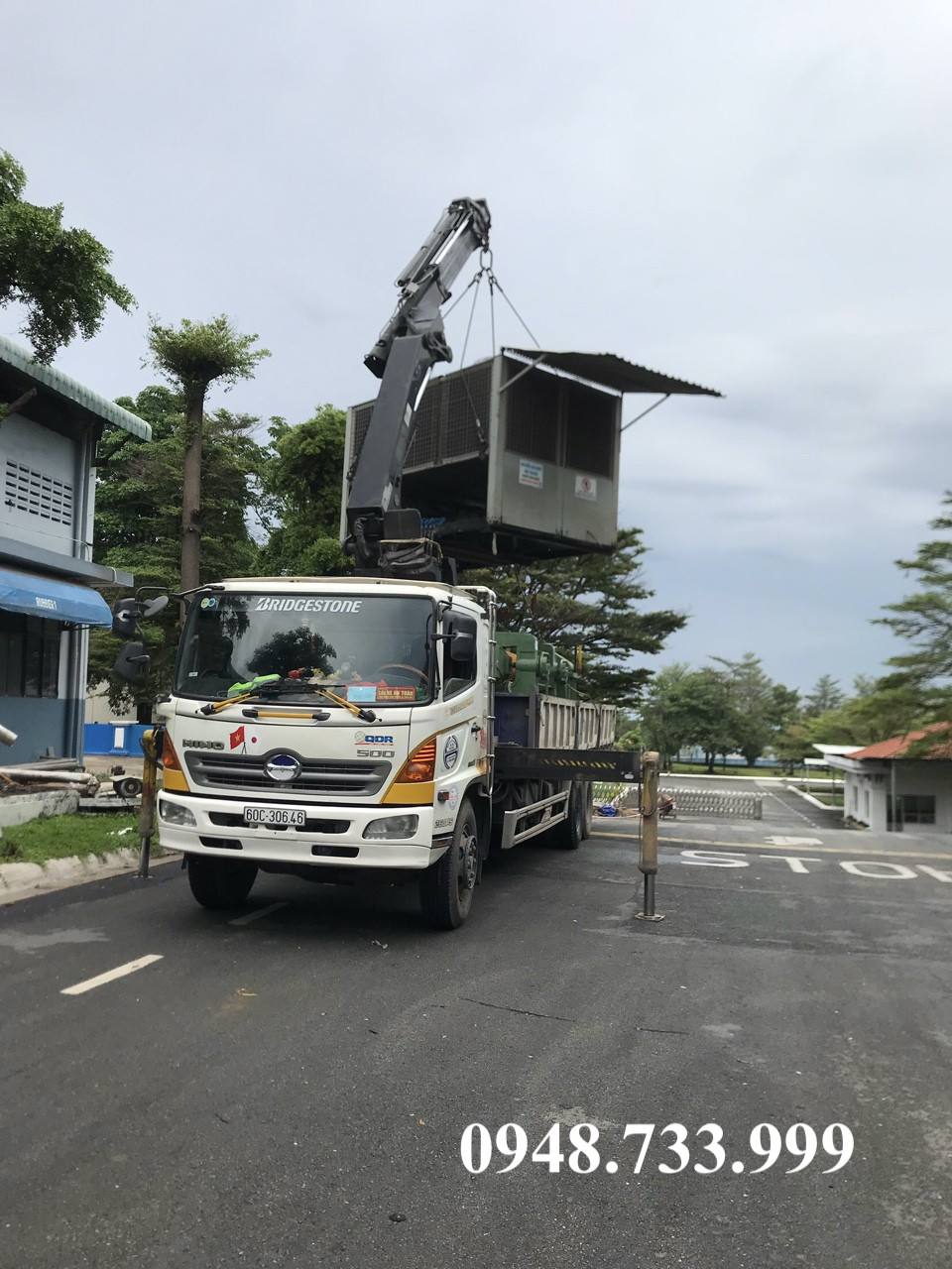 Cho thuê xe cẩu thùng 10 tấn tại Đồng An 0948733999