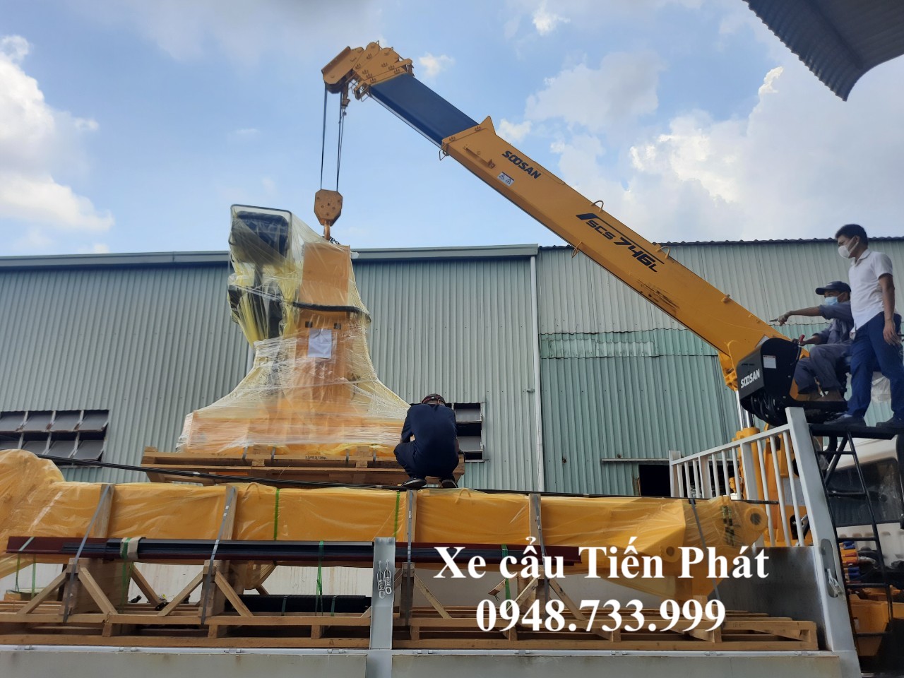 Cho thuê xe cẩu 8 tấn tại Bình Dương 0948733999