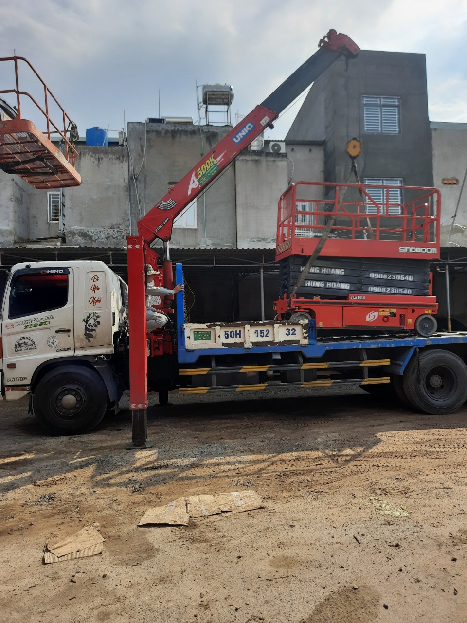 Cho thuê xe cẩu thùng 5 tấn tại Bình Dương 0948733999
