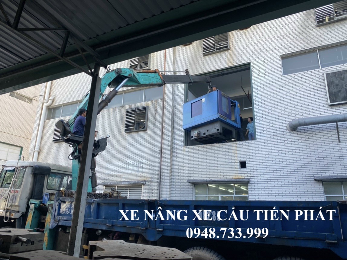 Cho thuê xe cẩu thùng 10 tấn 0948733999