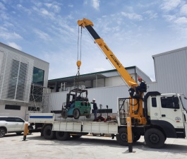 Dịch vụ thuê xe cẩu thùng tại Long An uy tín 0948.733.999