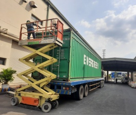 XE NÂNG CẮT KÉO 6,1M SÀN