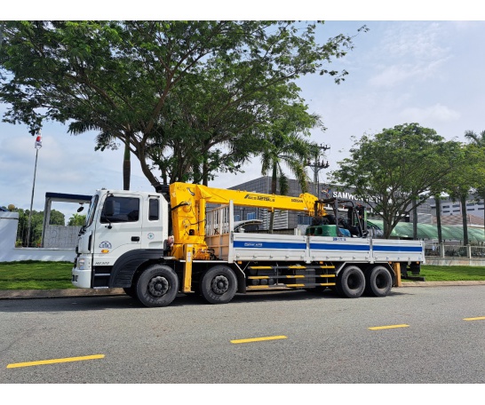 Dịch vụ cho thuê xe cẩu thùng ở Bình Dương 0948.733.999