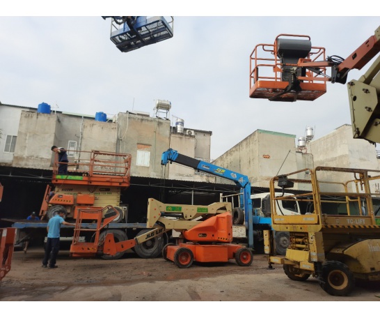 CHO THUÊ XE NÂNG NGƯỜI TẠI LONG AN 